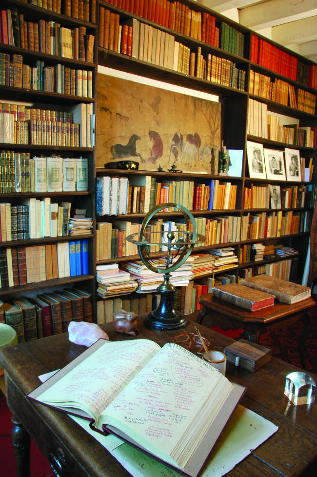 The library. photo: Association des Amis de Giono