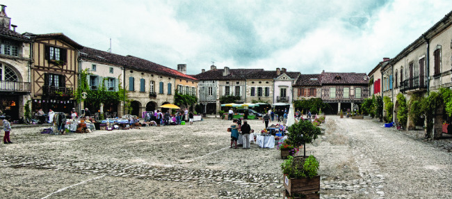 Place Royale in Labastide-d’Armagnac 