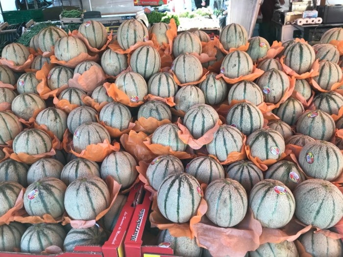 Melons at the St-Rémy market