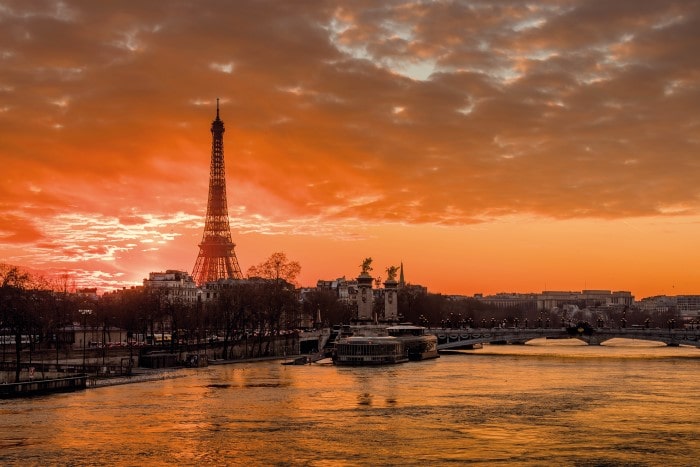 Paris cityscape in winter 